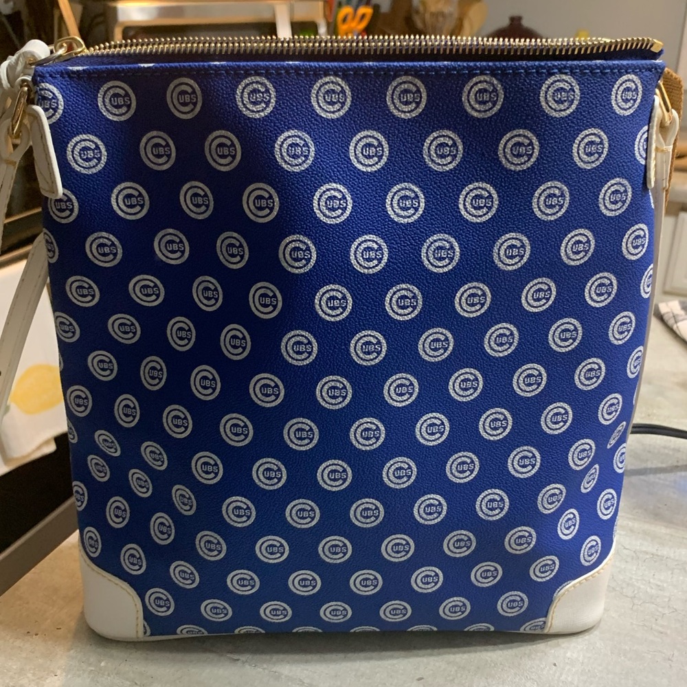Dooney & Bourke Chicago Cubs crossbody purse